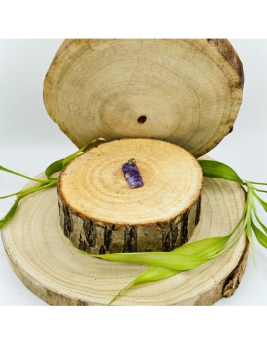 Colgante de lepidolita en acero forma libre para calma emocional, suavización interior y equilibrio vibracional