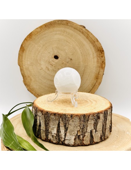 Esfera de selenite para purificação energética, serenidade e elevação espiritual