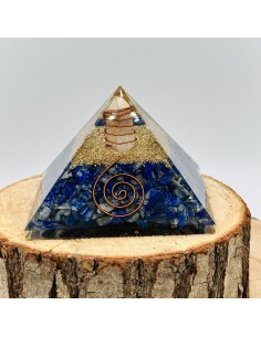 Pirâmide de lápis lazuli orgonite para clareza mental, verdade interior e proteção energética