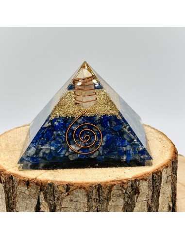 Pirâmide de lápis lazuli orgonite para clareza mental, verdade interior e proteção energética