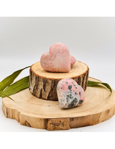 Coração de rodonite para cura emocional profunda, amor próprio e harmonia do coração