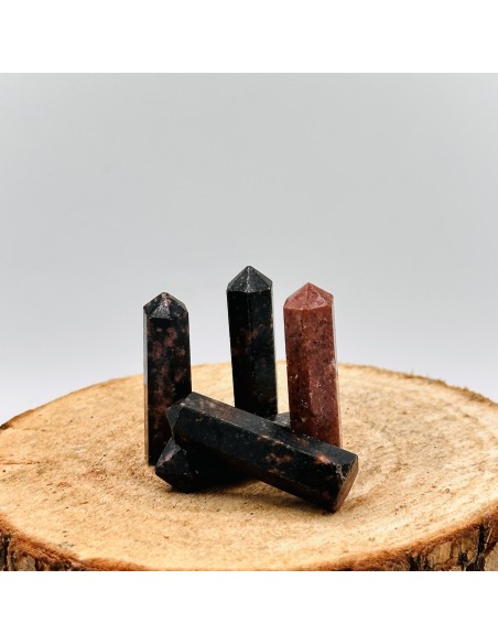 Gerador de rodonite para cura emocional, força afetiva e equilíbrio vibracional do coração