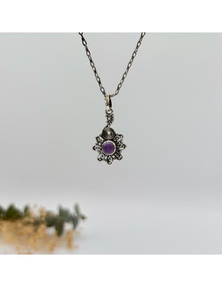 COLGANTE DE AMATISTA MARIANA EN PLATA DE LEY