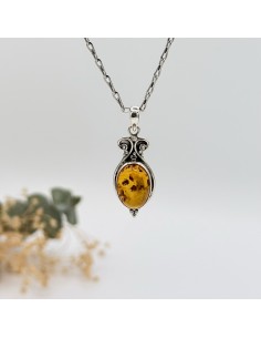 Colgante de ámbar en plata para vitalidad, protección energética y equilibrio emocional diario. 2