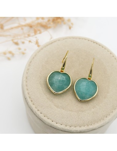 Brincos de amazonite em forma de coração para equilíbrio emocional, expressão da verdade interior e harmonia energética.