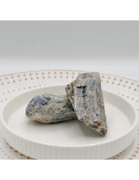 Cianita azul en bruto para alineamiento energético, claridad interior y activación espiritual