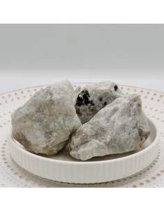 PIEDRA DE LA LUNA EN BRUTO CERCA  200 A 250GRS