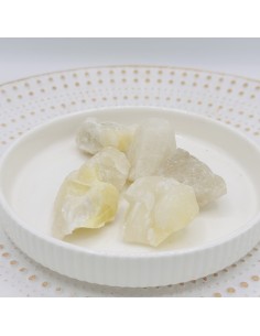 Quartzo com enxofre para purificação energética, vitalidade espiritual e expansão vibracional