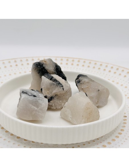 CUARZO CON TURMALINA EN BRUTO 2 A 3CM