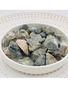 Serpentina em bruto que promove cura profunda, renovação energética e despertar interior