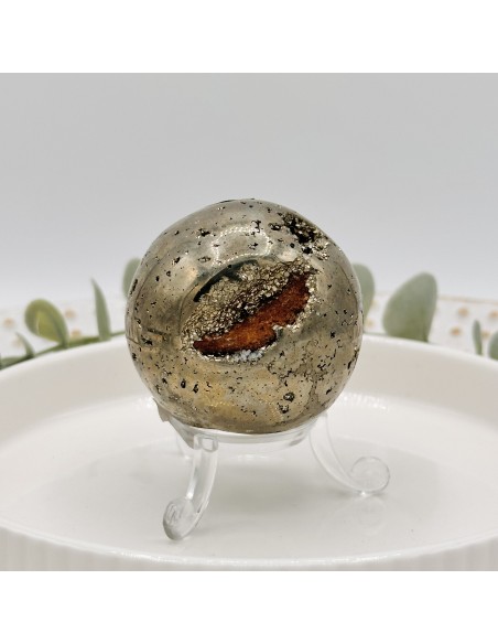 Esfera de pirite para abundância consciente, proteção energética e fortalecimento do poder pessoal