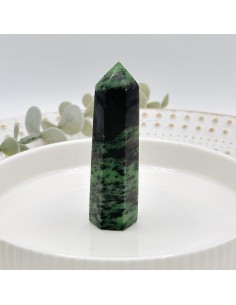 GENERADOR ZOISITE COM RUBI 7 a 10CM