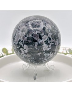 Esfera de merlinite 5 a 6 cm para integração interior, equilíbrio vibracional e consciência espiritual profunda