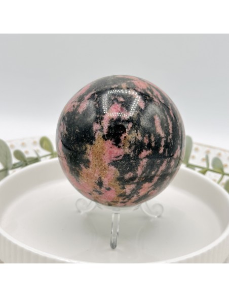 Esfera de rodonita para cura emocional, equilibrio del corazón y armonización vibracional