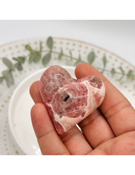 Coração de rodocrosite para cura emocional profunda, amor próprio e abertura do coração