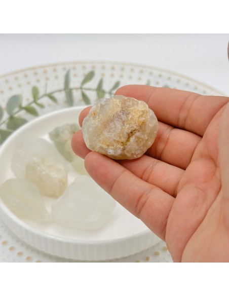 TOPACIO AZUL EN BRUTO 3 A 4CM