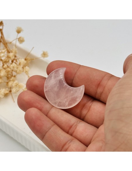 Lua de quartzo rosa para amor interior, cura emocional e harmonização vibracional delicada