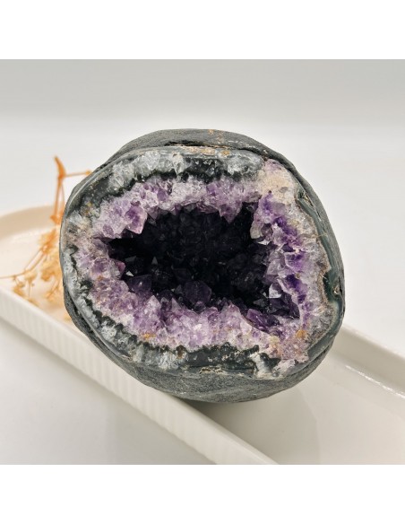 Geoda de amatista extra para purificación energética, expansión intuitiva y elevación espiritual profunda