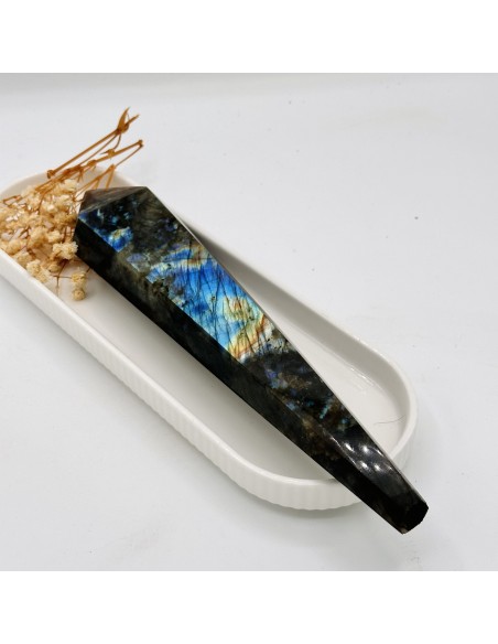 Bastão de labradorite para proteção energética, ativação da intuição e expansão consciente da perceção interior