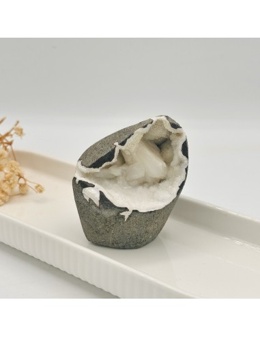 Geodo de calcedónia com estilbita para paz interior, harmonização emocional e elevação espiritual suave