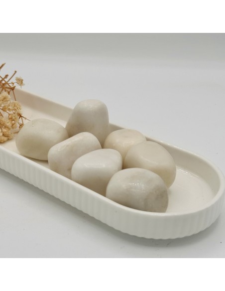 Dolomite branca natural de 3 a 5 cm, cristal para meditação, suavidade emocional e expansão da consciência espiritual.