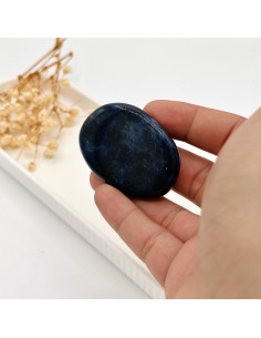 Sodalita rodada plana para intuición profunda, claridad mental y equilibrio vibracional