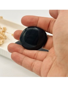 Turmalina negra rolada plana para proteção intensa, enraizamento e estabilidade vibracional 2