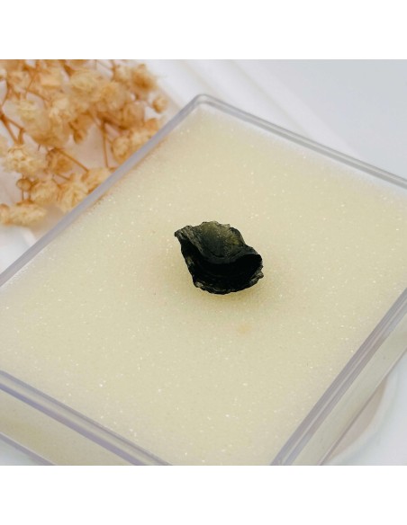 moldavite para despertar espiritual, transformação energética e conexão com o propósito da alma.