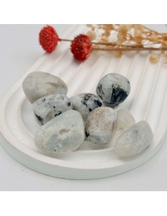 Piedra de la Luna rodada para intuición, sanación femenina y armonía interior