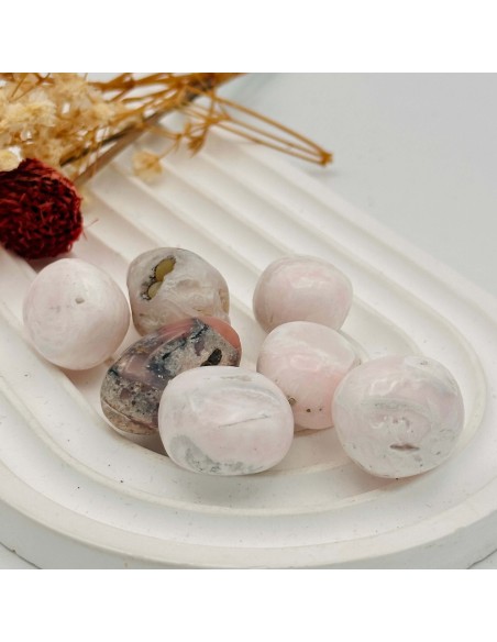 Manganocalcita rodada para amor propio, sanación emocional y suavidad del corazón