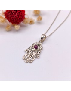 Pendente de rubi na Mão de Fátima para proteção energética, força interior e cura do coração