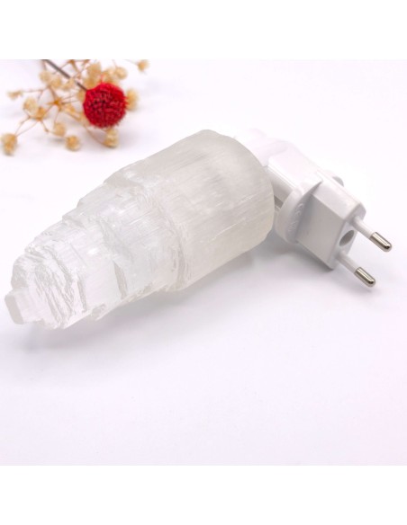Candeeiro de selenite de tomada para purificação energética contínua e proteção espiritual.