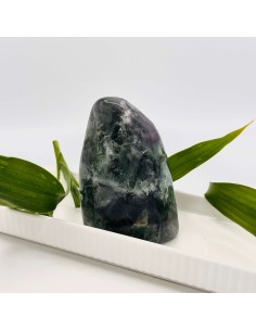 Fluorite forma cristal para clareza e harmonia