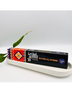 Incienso Tribal Soul de sándalo para purificación, serenidad y conexión espiritual profunda.