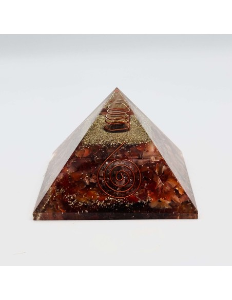 Pirámide de cornalina para vitalidad, creatividad y fortaleza emocional