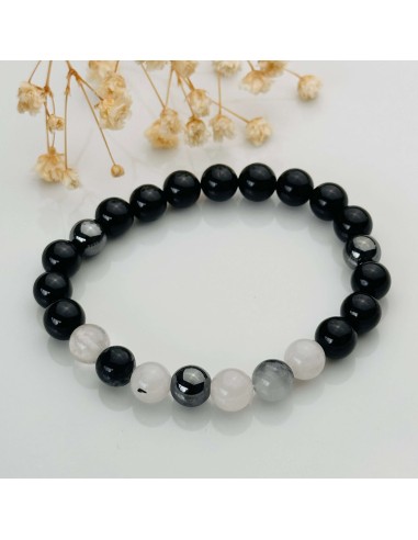 Turmalina negra, quartzo turmalinado e hematite para proteção energética e ancoramento profundo