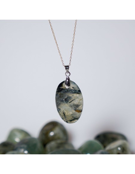 Prehnite para proteção espiritual, cura emocional e invocação do Arcanjo Rafael