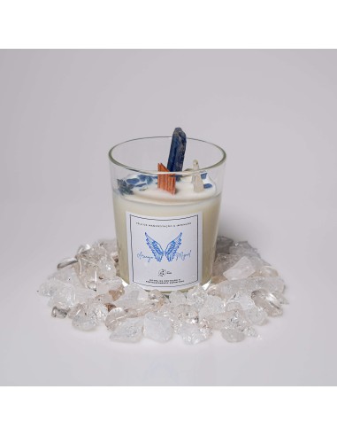 Vela do Arcanjo Miguel com cianite azul para proteção e corte energético