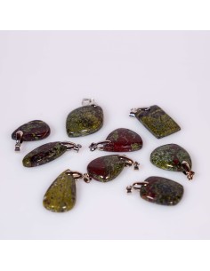 Jaspe Sangue do Dragão verde e vermelho para coragem, proteção e força interior