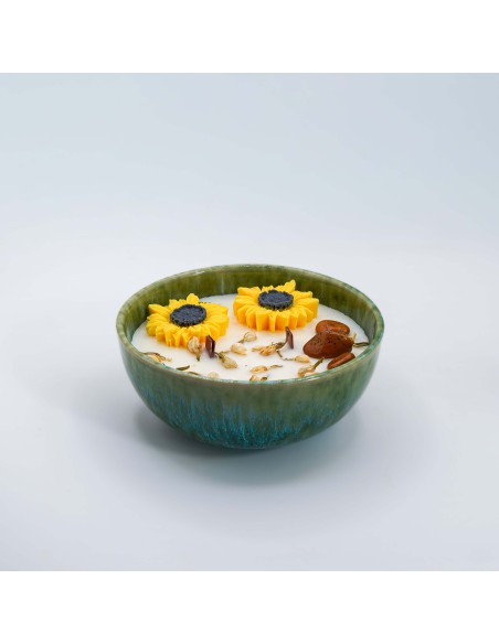 Vela con girasol, pétalos amarillos y Jaspe Amarillo para prosperidad y energía solar