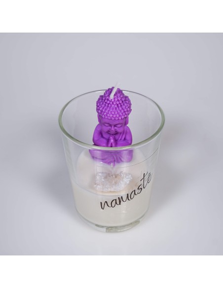 Vela Namaste com jasmim e cristal para introspeção espiritual e paz interior