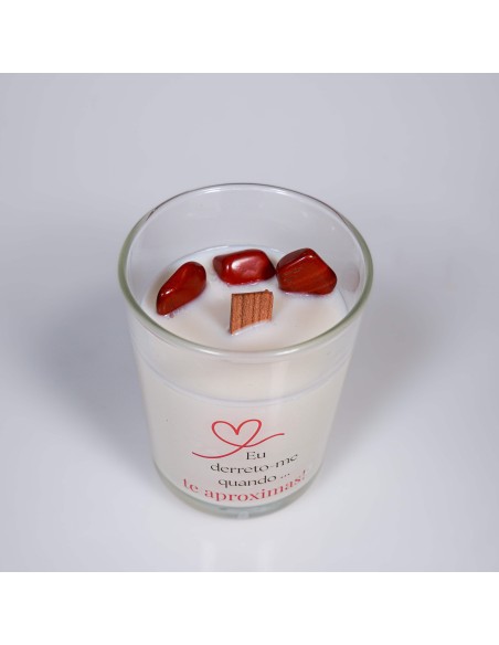 Vela con jaspe rojo para motivación, vitalidad y protección energética