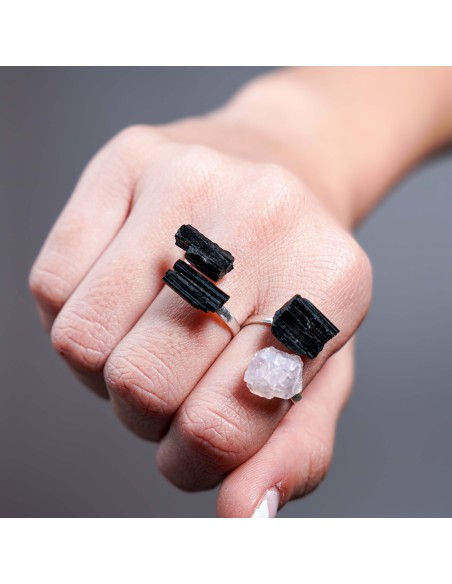 Anillo de turmalina negra y cuarzo rosa en plata ajustable para protección energética y sanación emocional