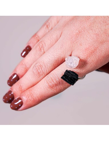 Anillo de turmalina negra y cuarzo rosa en plata ajustable para protección energética y sanación emocional