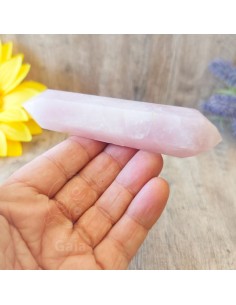 Bitterminado de cuarzo rosa para amor propio, sanación emocional y flujo vibracional armonioso