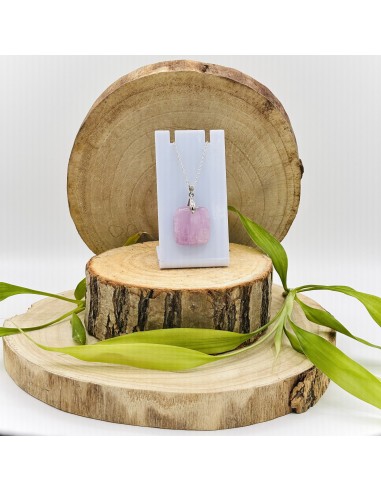 Colgante de kunzita en plata para amor incondicional, sanación emocional profunda y elevación espiritual